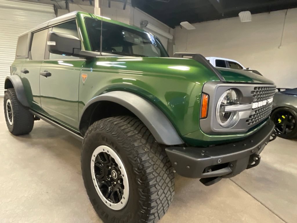 Used 2023 Ford Bronco Badlands AWD/4WD image 32