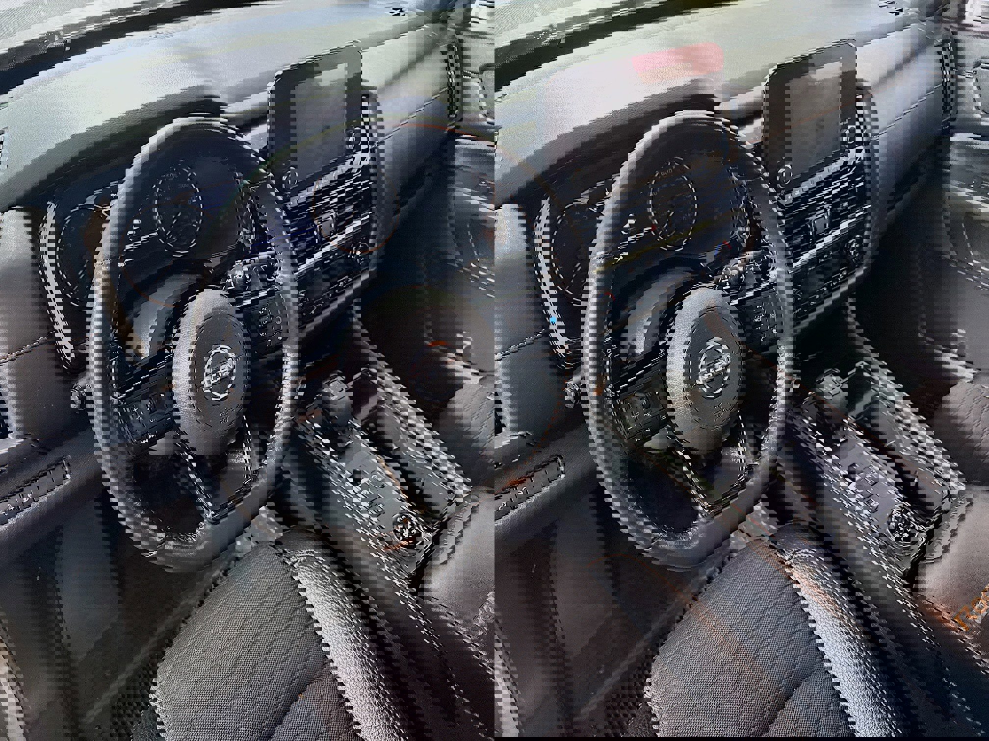 Used 2023 Nissan Pathfinder Rock Creek image 12