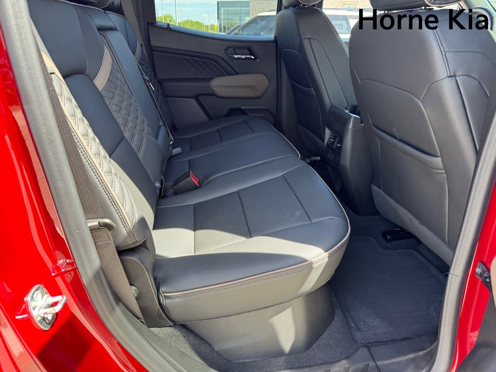 Used 2026 GMC Canyon Denali image 28