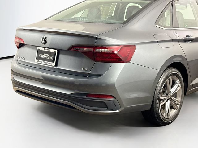 Used 2023 Volkswagen Jetta SE FWD image 12