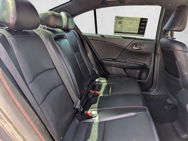 Used 2017 Honda Accord Sport Special Edition image 18