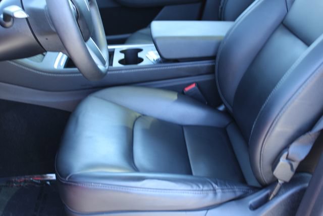 Used 2024 Tesla Model Y Long Range AWD/4WD image 26