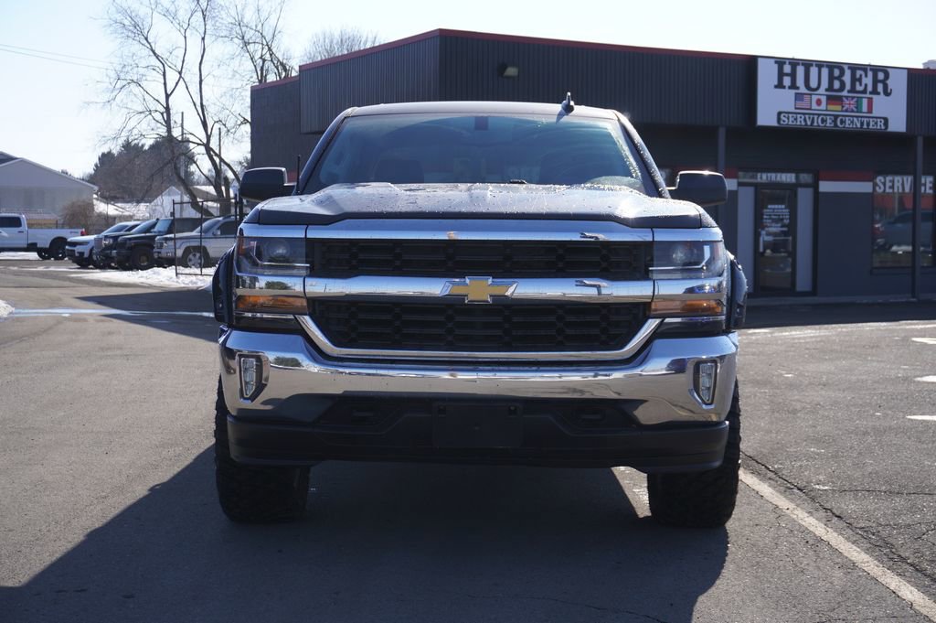 Used 2017 Chevrolet Silverado 1500 LT image 2