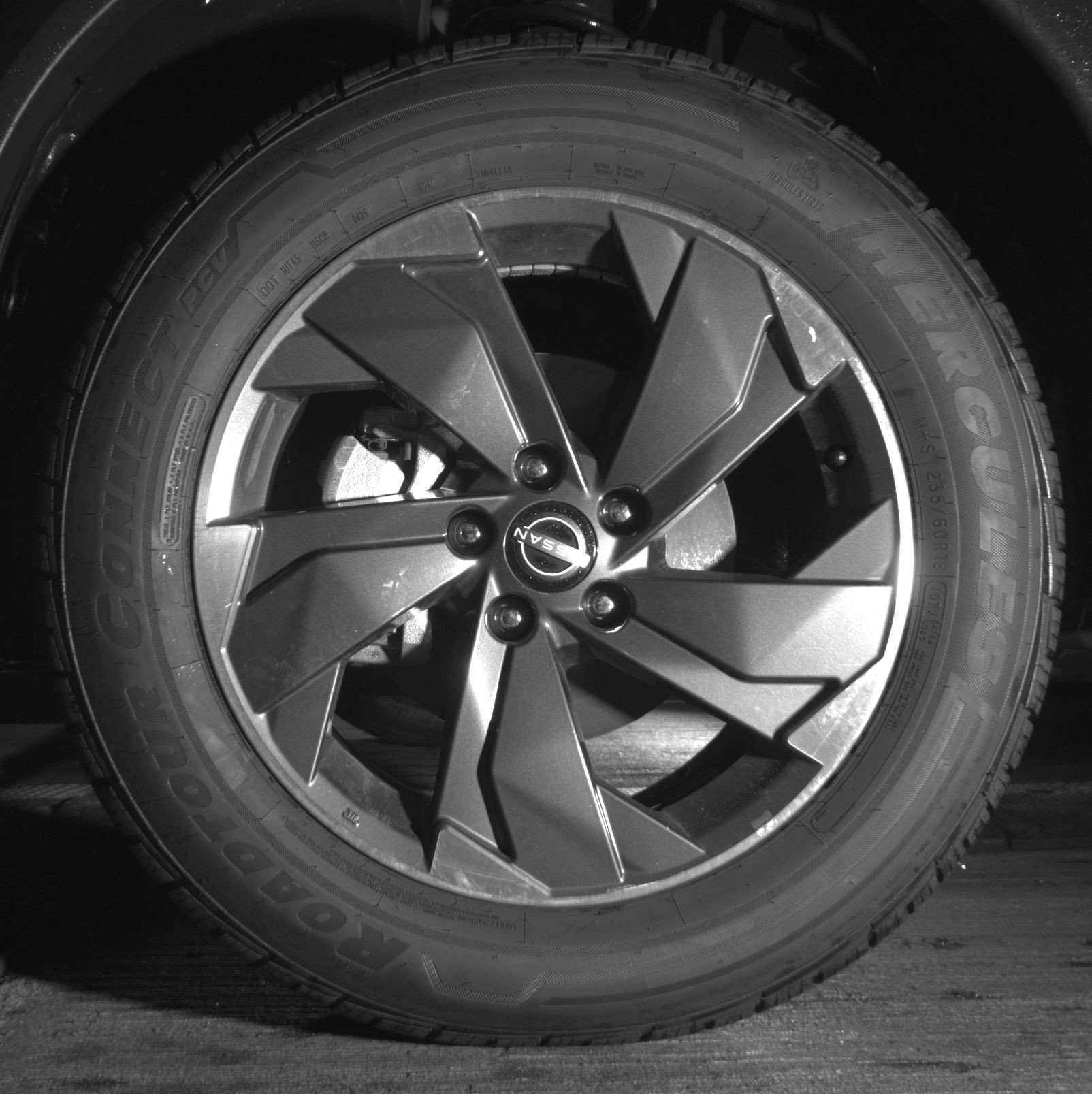 Used 2025 Nissan Rogue SV FWD image 12