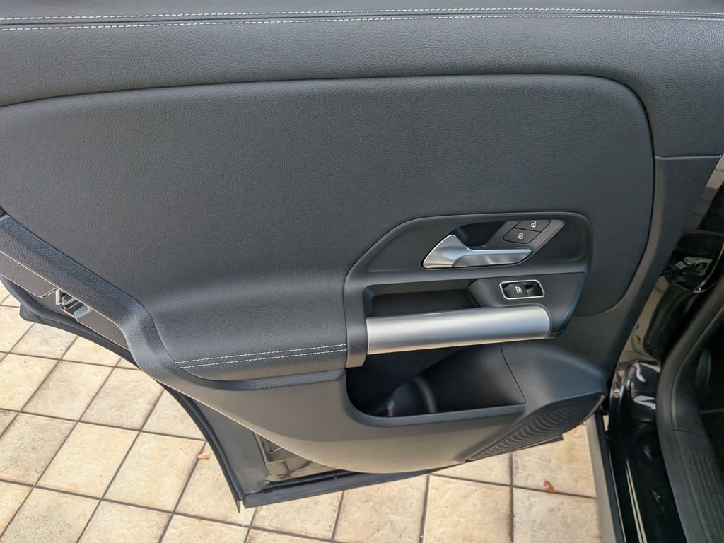 Used 2025 Mercedes-Benz GLA 250 image 20
