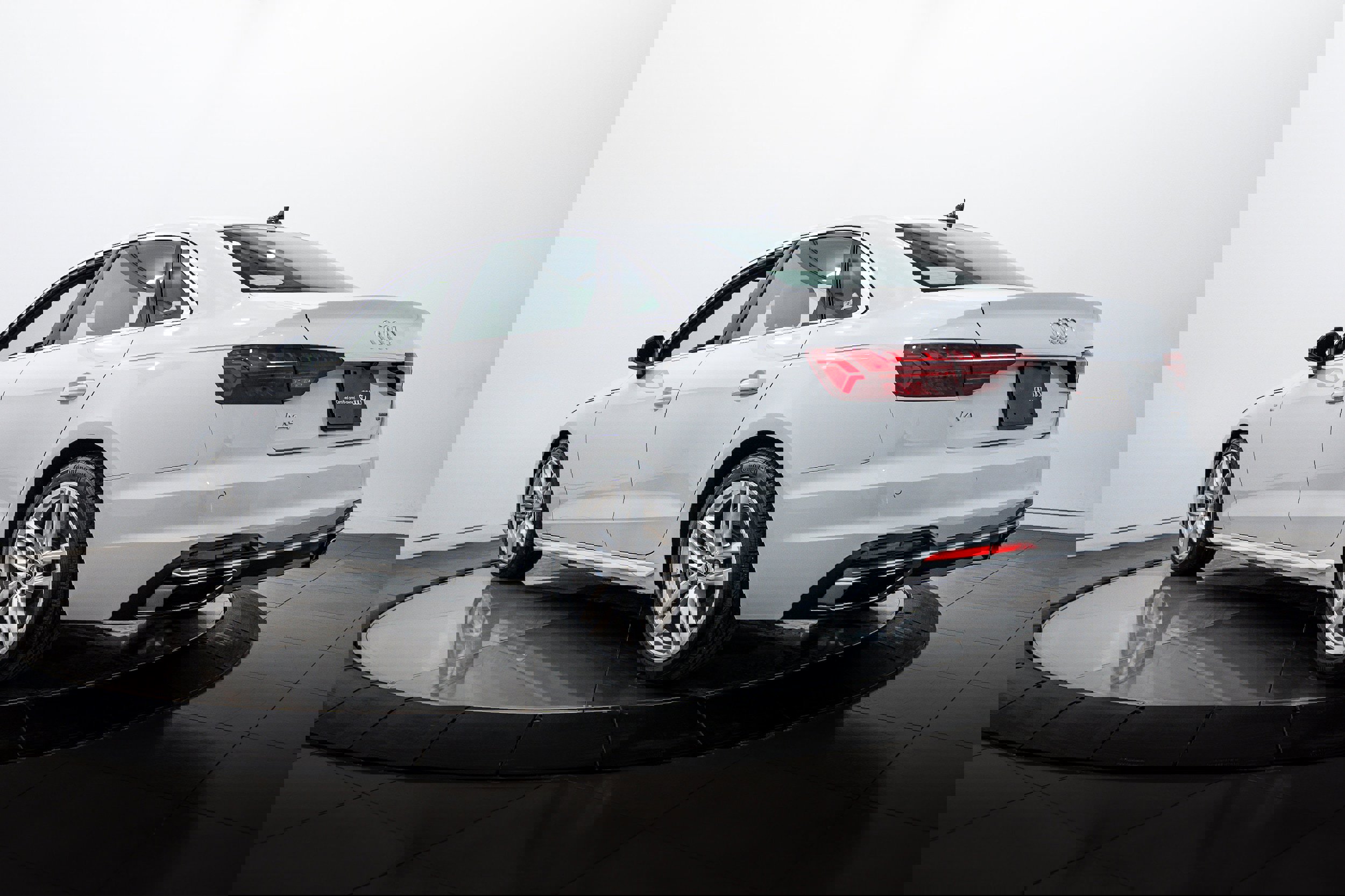 Certified 2023 Audi A4 2.0T Premium image 5