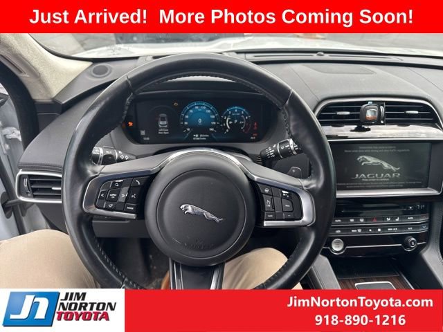 Used 2018 Jaguar F-PACE Portfolio AWD/4WD image 9