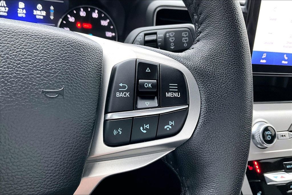 Used 2024 Ford Explorer XLT w/ Equipment Group 202A image 17