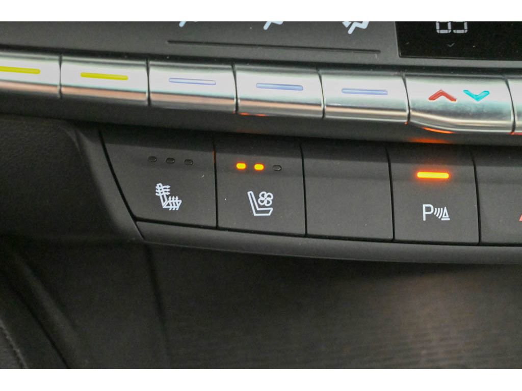 Certified 2025 Cadillac CT4 V Blackwing w/ Technology Package image 43