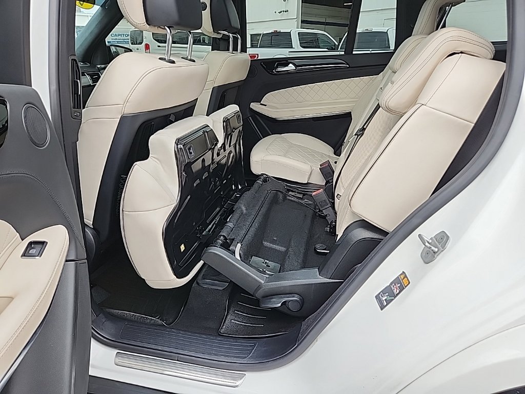 Used 2018 Mercedes-Benz GLS 550 4MATIC image 36