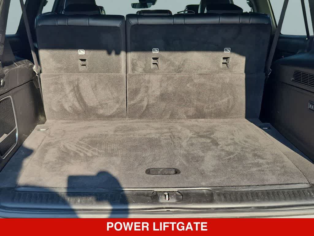 Used 2024 Jeep Wagoneer L Series II w/ Flexible Seating Group RWD image 34