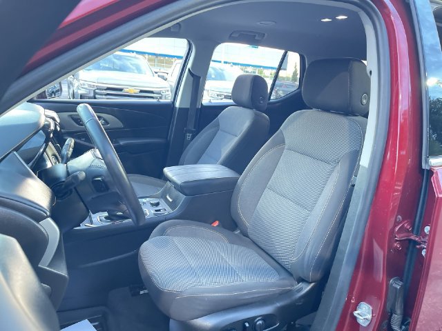 Certified 2021 Chevrolet Traverse LT FWD image 18