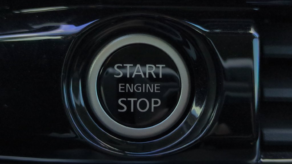 Certified 2024 Nissan Pathfinder SL FWD image 28
