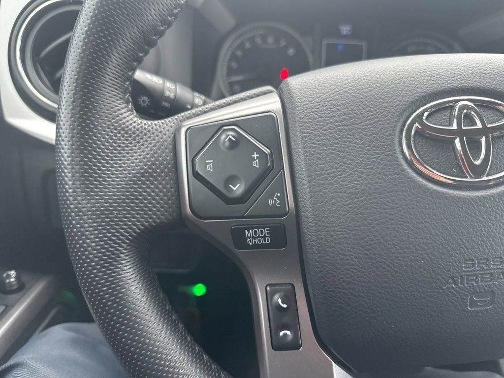 Used 2023 Toyota Tacoma SR5 w/ SR5 Appearance Package RWD image 15
