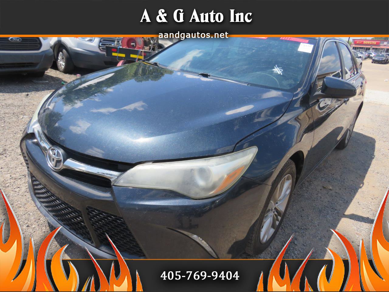 Used 2015 Toyota Camry SE image 1
