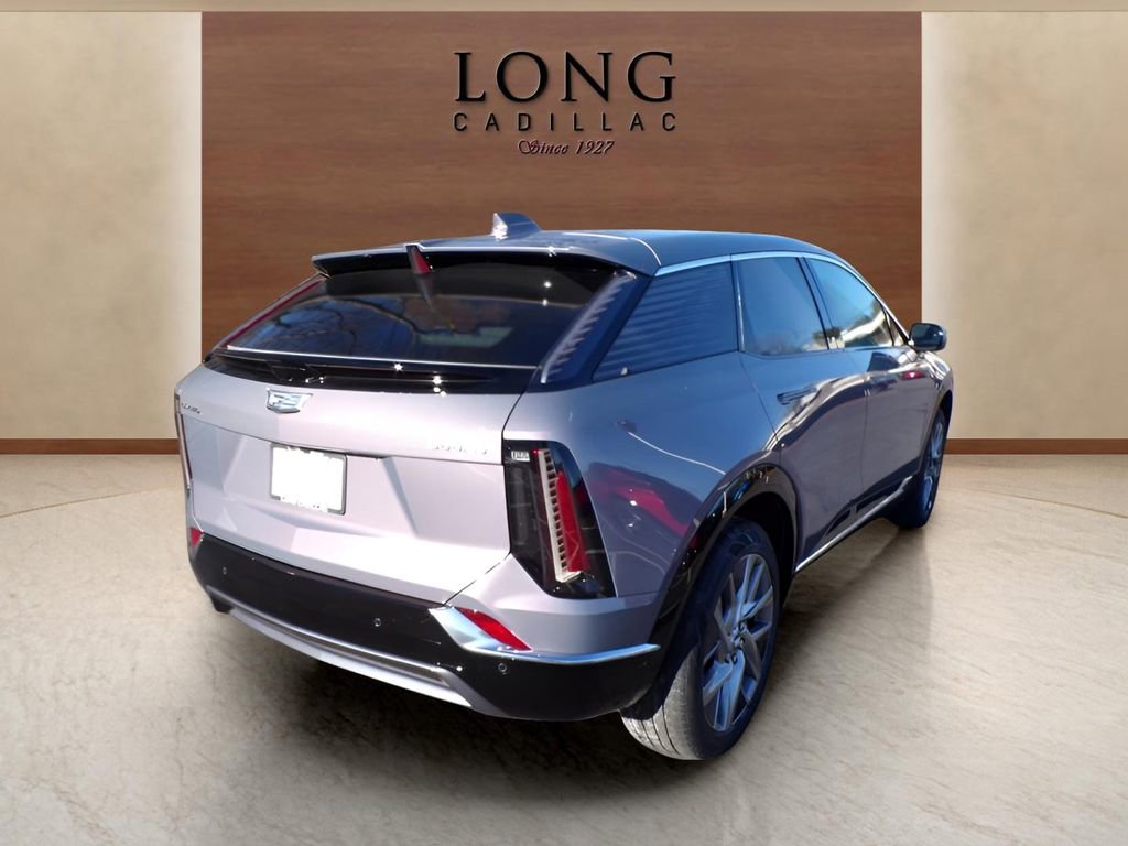 New 2026 Cadillac Optiq Luxury 1 image 10