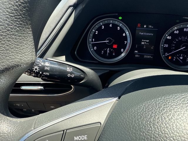 Certified 2023 Hyundai Sonata SEL w/ Cargo Package FWD image 29