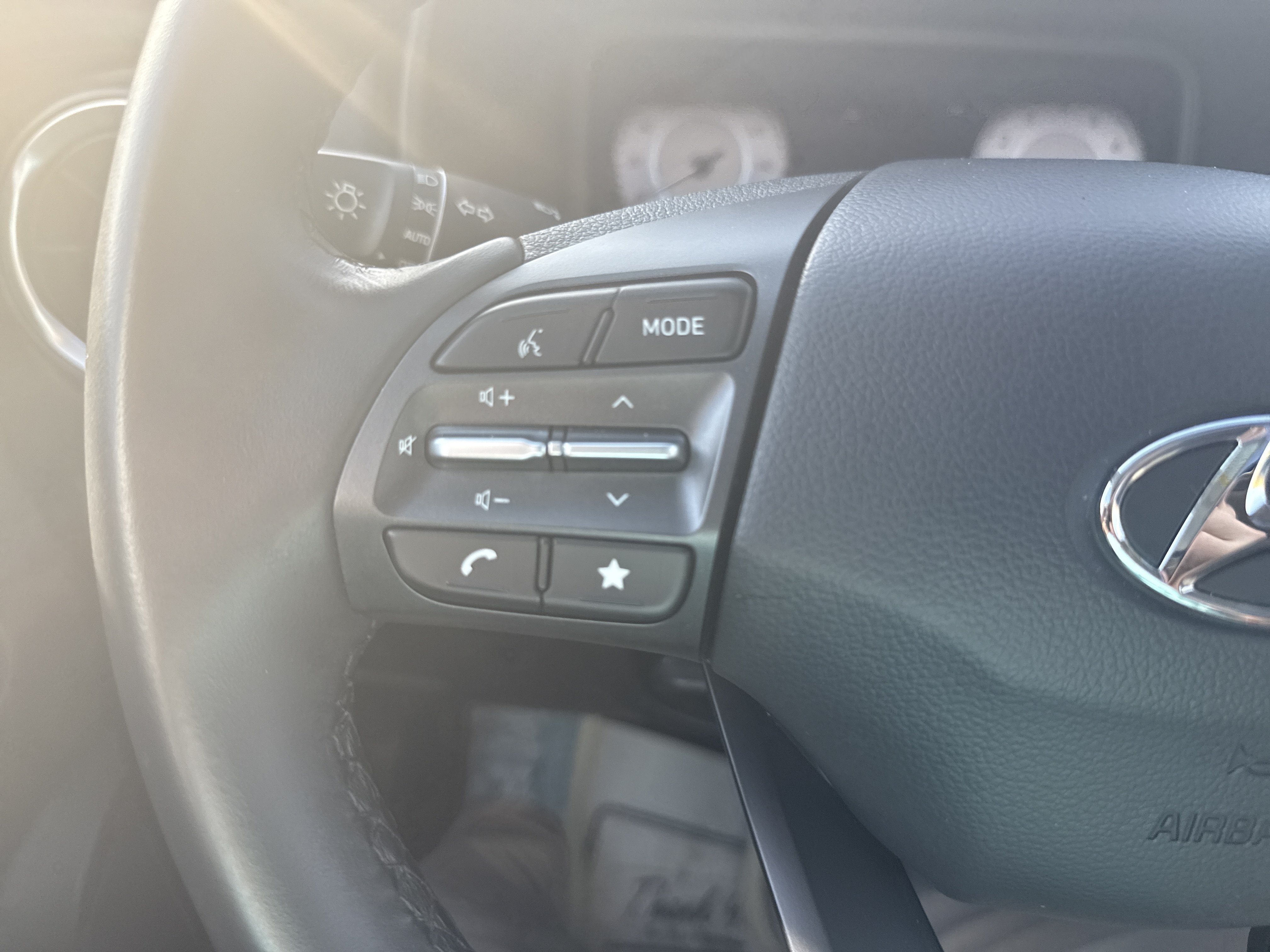 Used 2023 Hyundai Kona Limited w/ Cargo Package AWD/4WD image 19