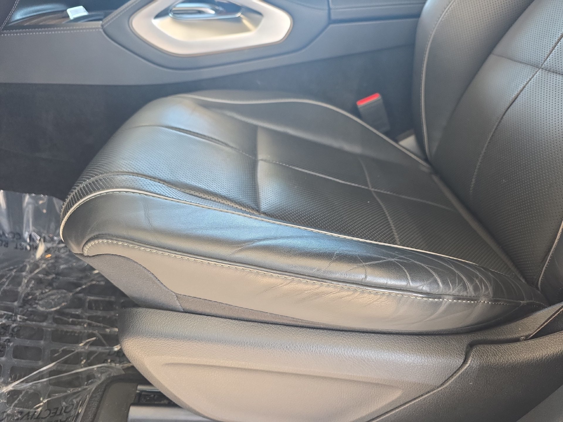Used 2025 Mercedes-Benz GLS 580 4MATIC image 28