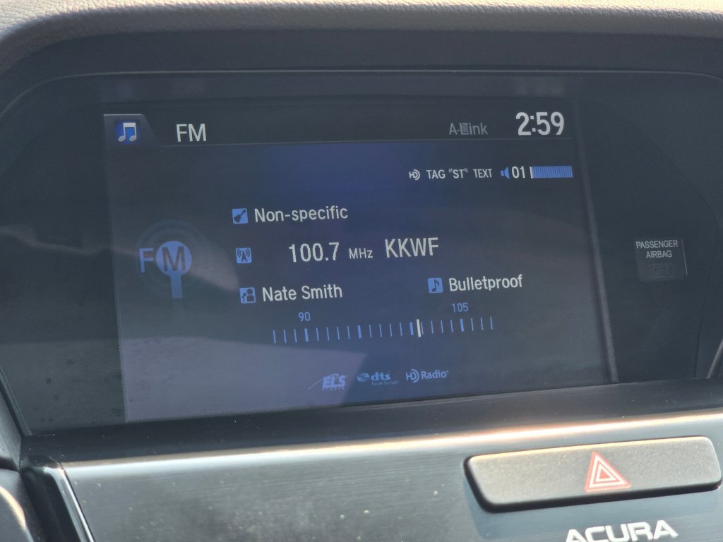 Used 2018 Acura ILX w/ Premium Package FWD image 9