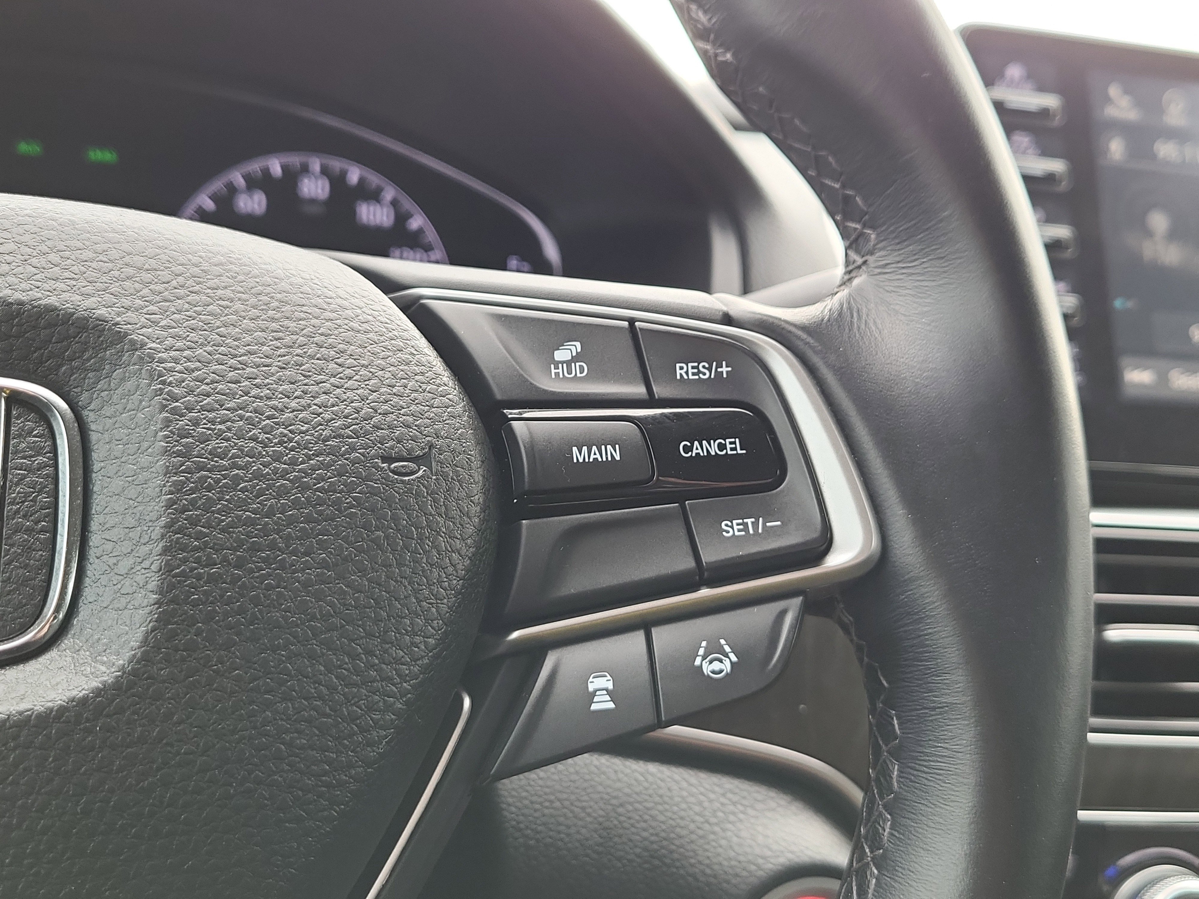 Used 2018 Honda Accord Touring image 20