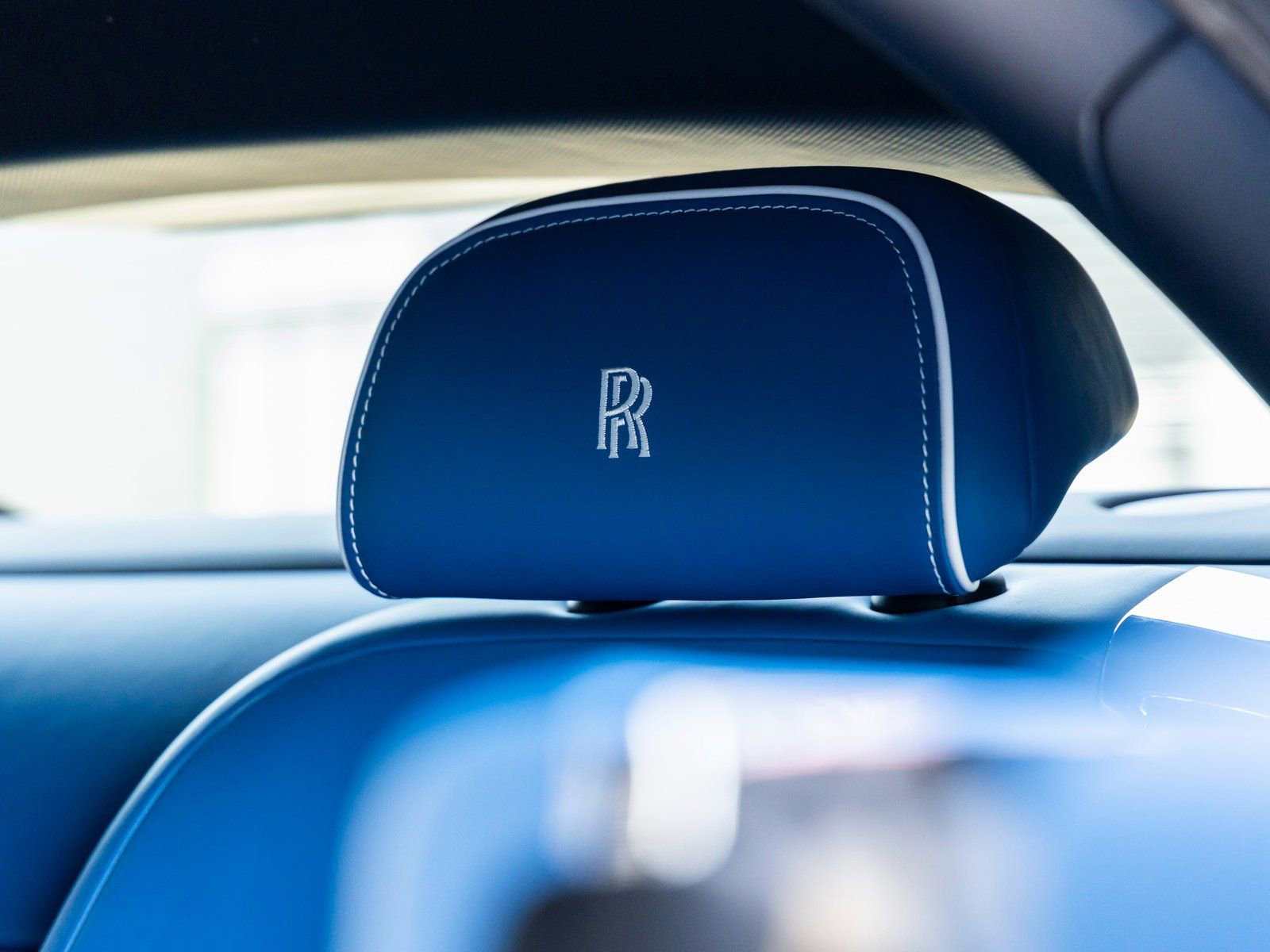 New 2025 Rolls-Royce Spectre image 39