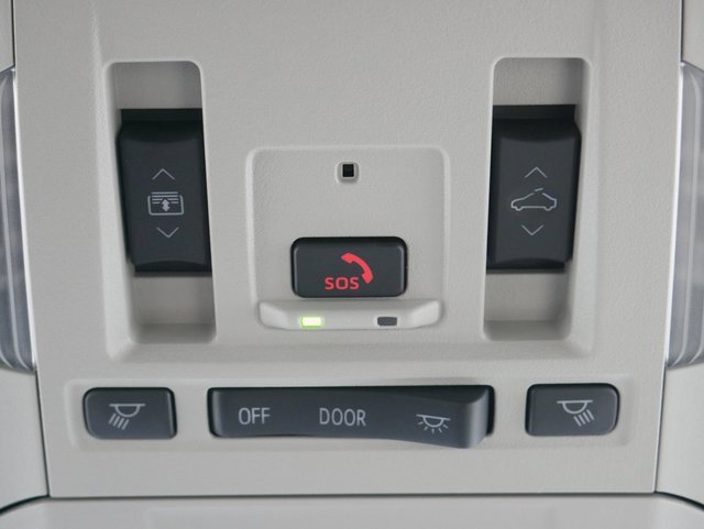 Used 2024 Toyota Highlander Platinum image 34