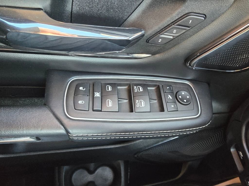 Used 2023 RAM 1500 Limited AWD/4WD image 23