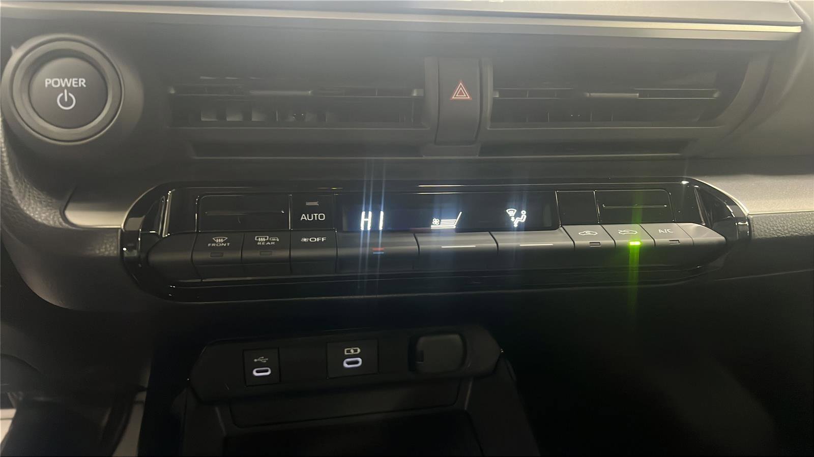 New 2026 Toyota Prius LE image 14