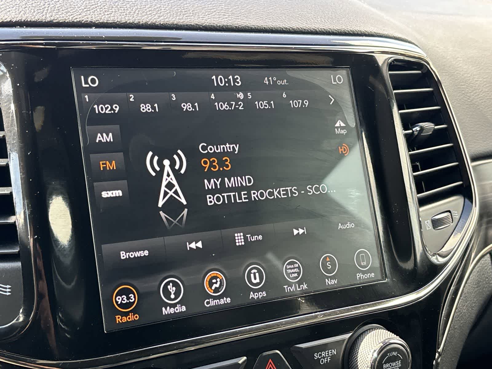 Certified 2019 Jeep Grand Cherokee Limited X AWD/4WD image 17