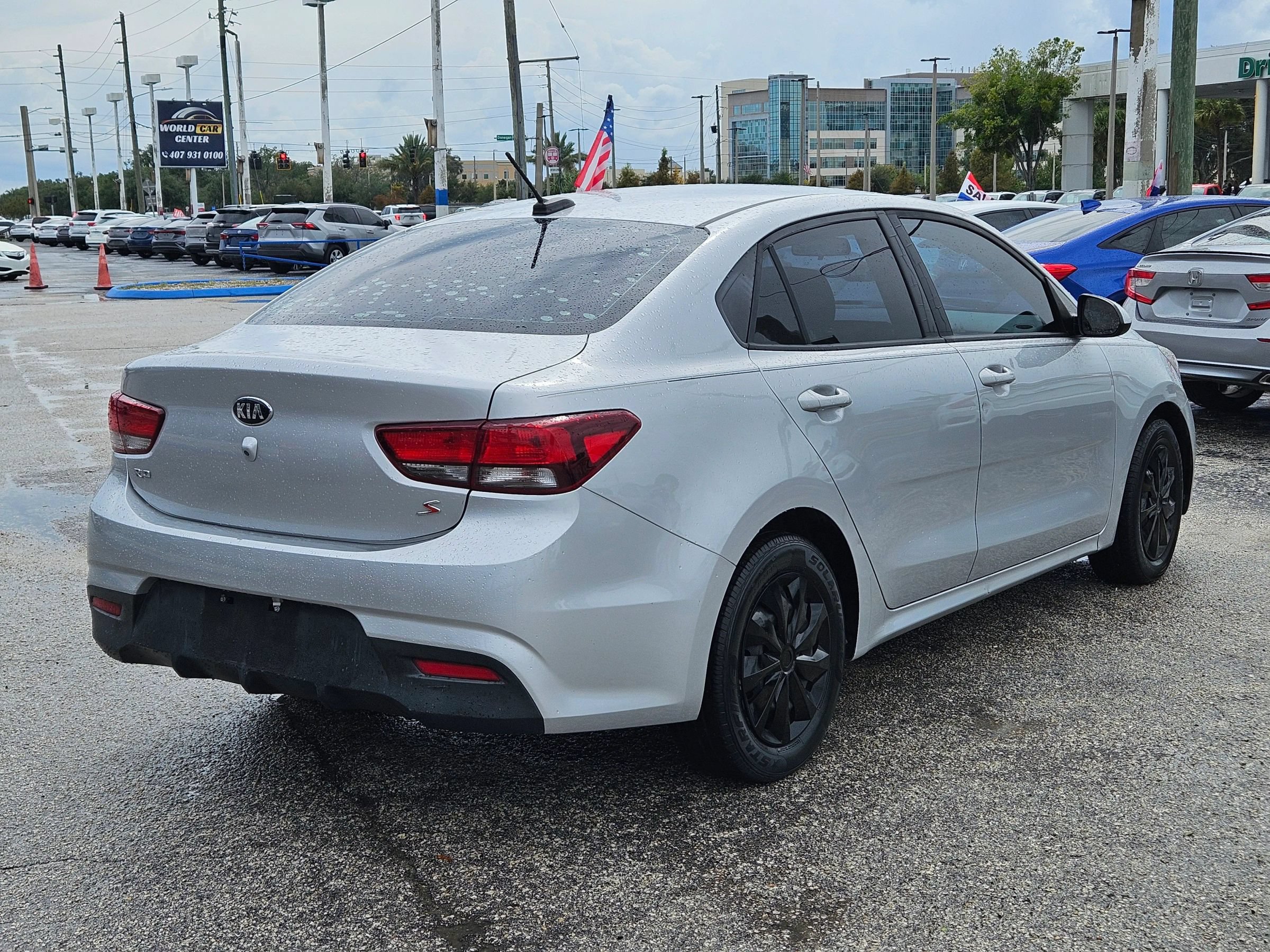 Used 2020 Kia Rio S FWD image 7