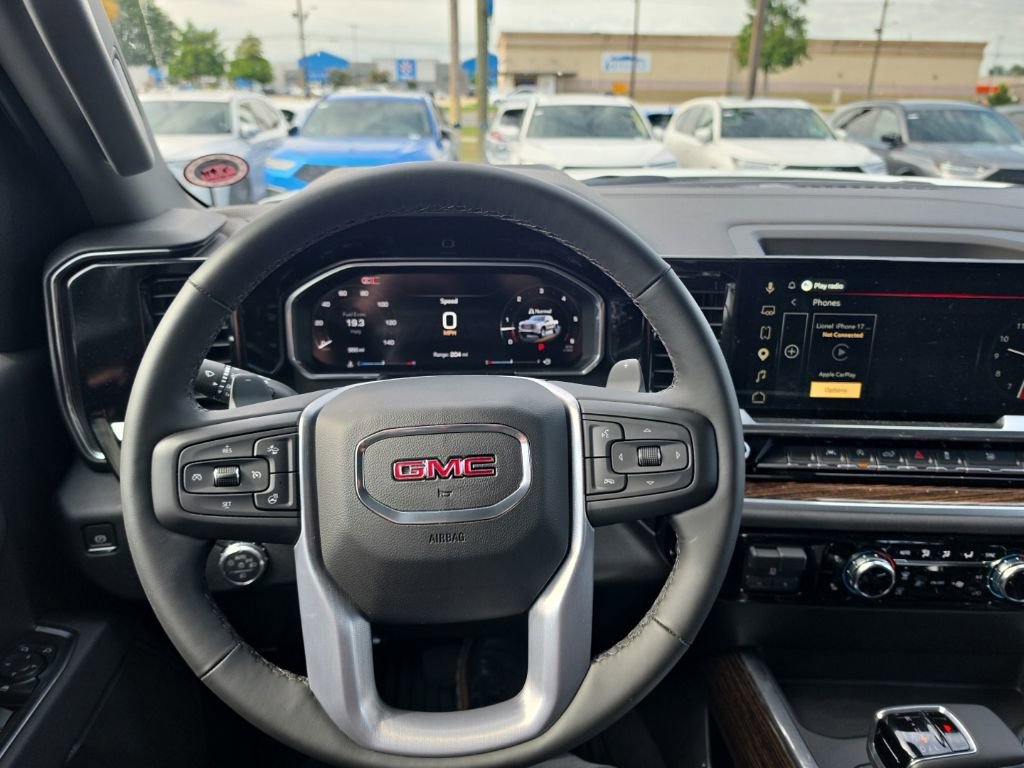 Used 2026 GMC Sierra 1500 Elevation RWD image 9