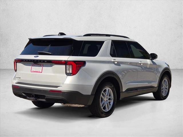 New 2026 Ford Explorer Active RWD image 2