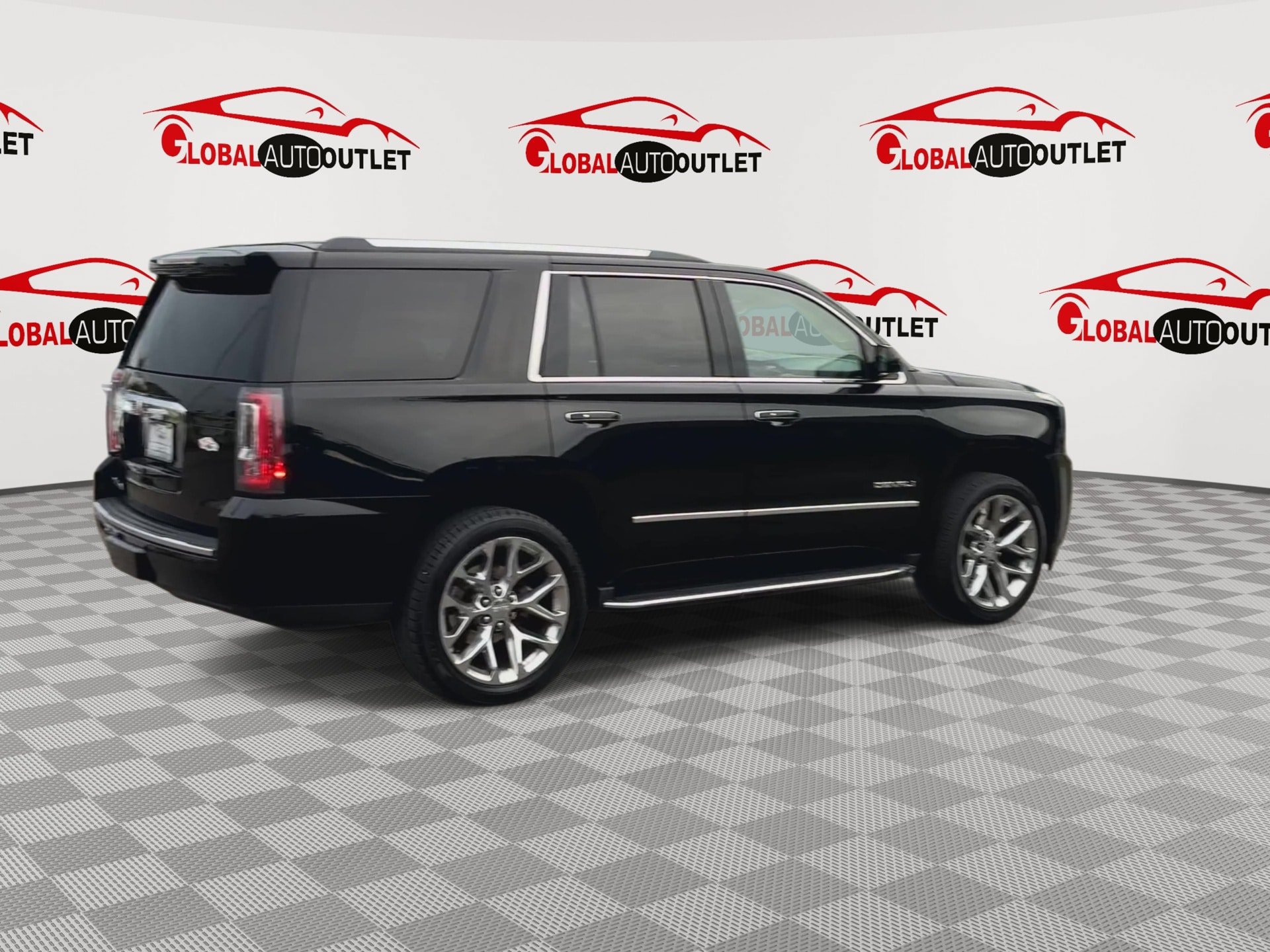 Used 2019 GMC Yukon Denali w/ Open Road Package AWD/4WD image 8