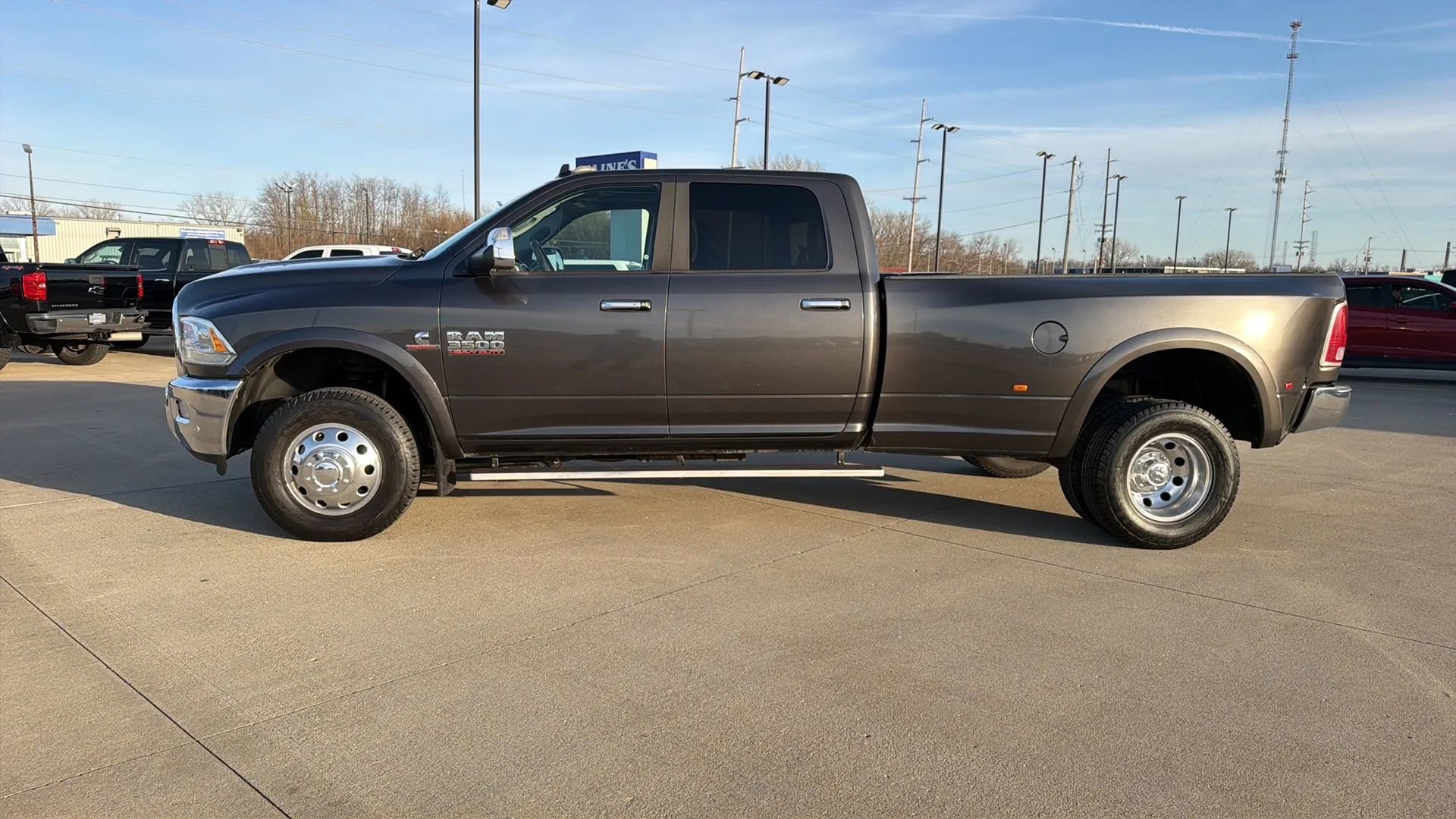 Used 2016 RAM 3500 Laramie image 9