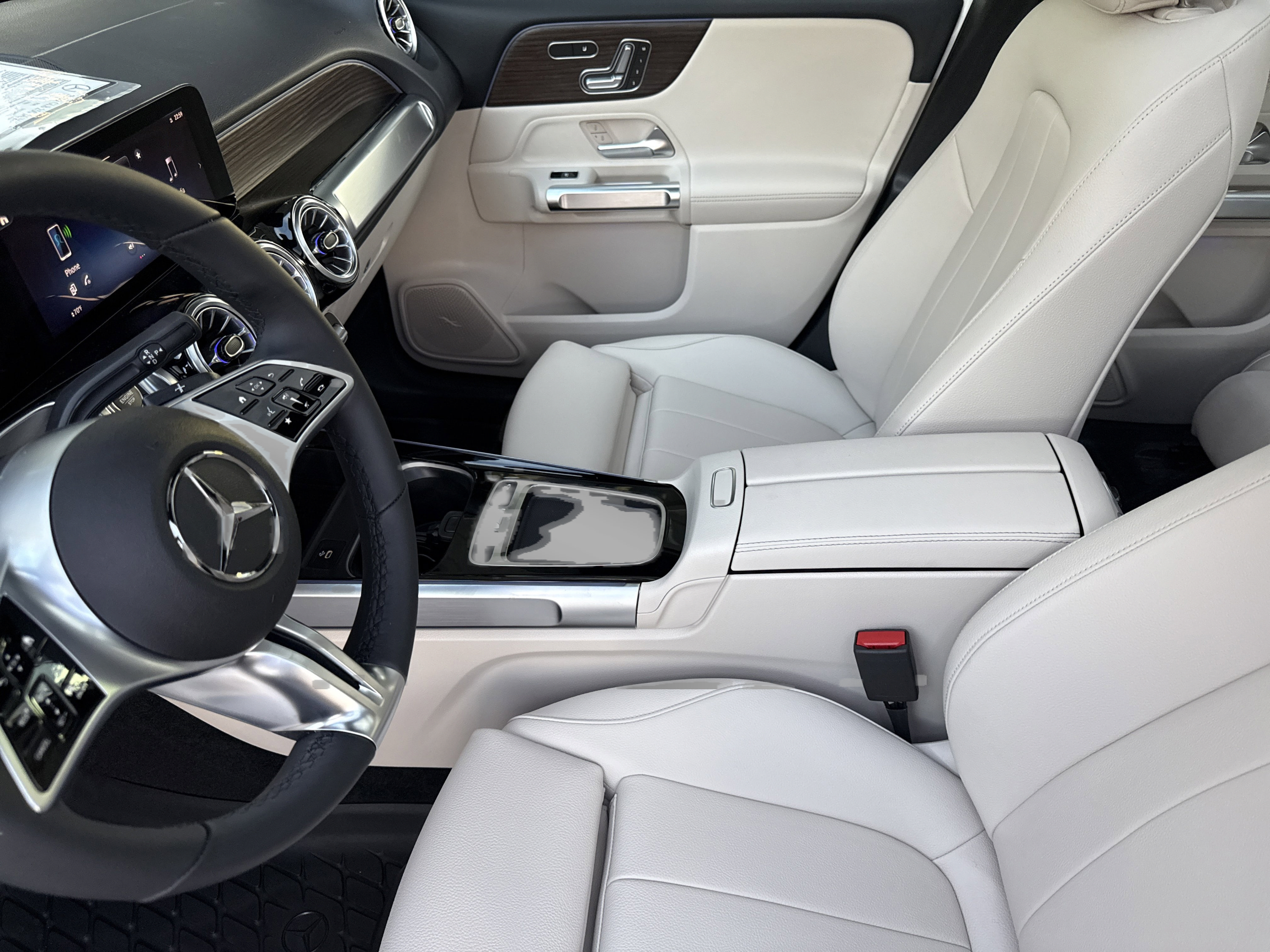 New 2026 Mercedes-Benz GLB 250 image 25