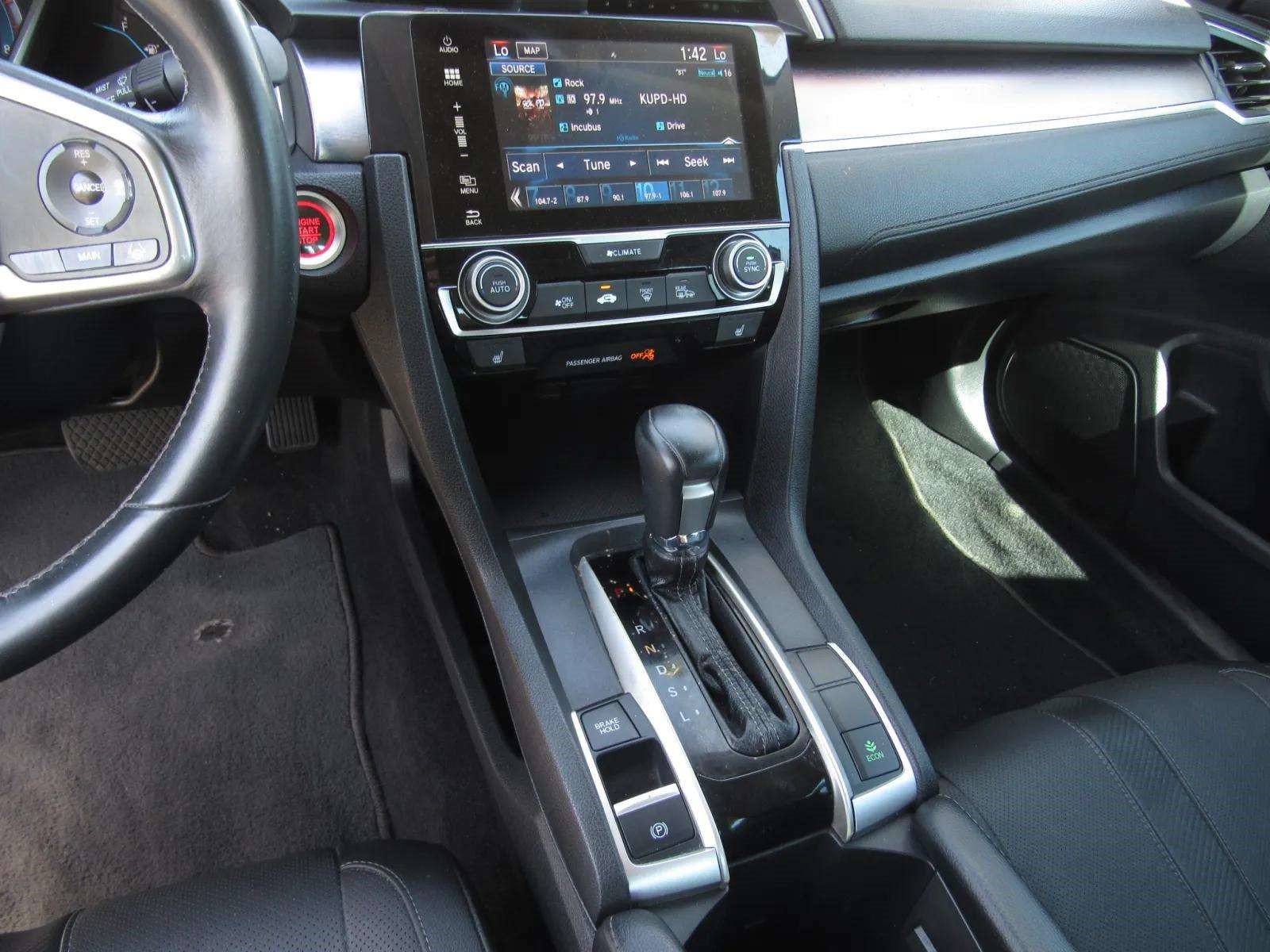 Certified 2017 Honda Civic Touring image 17