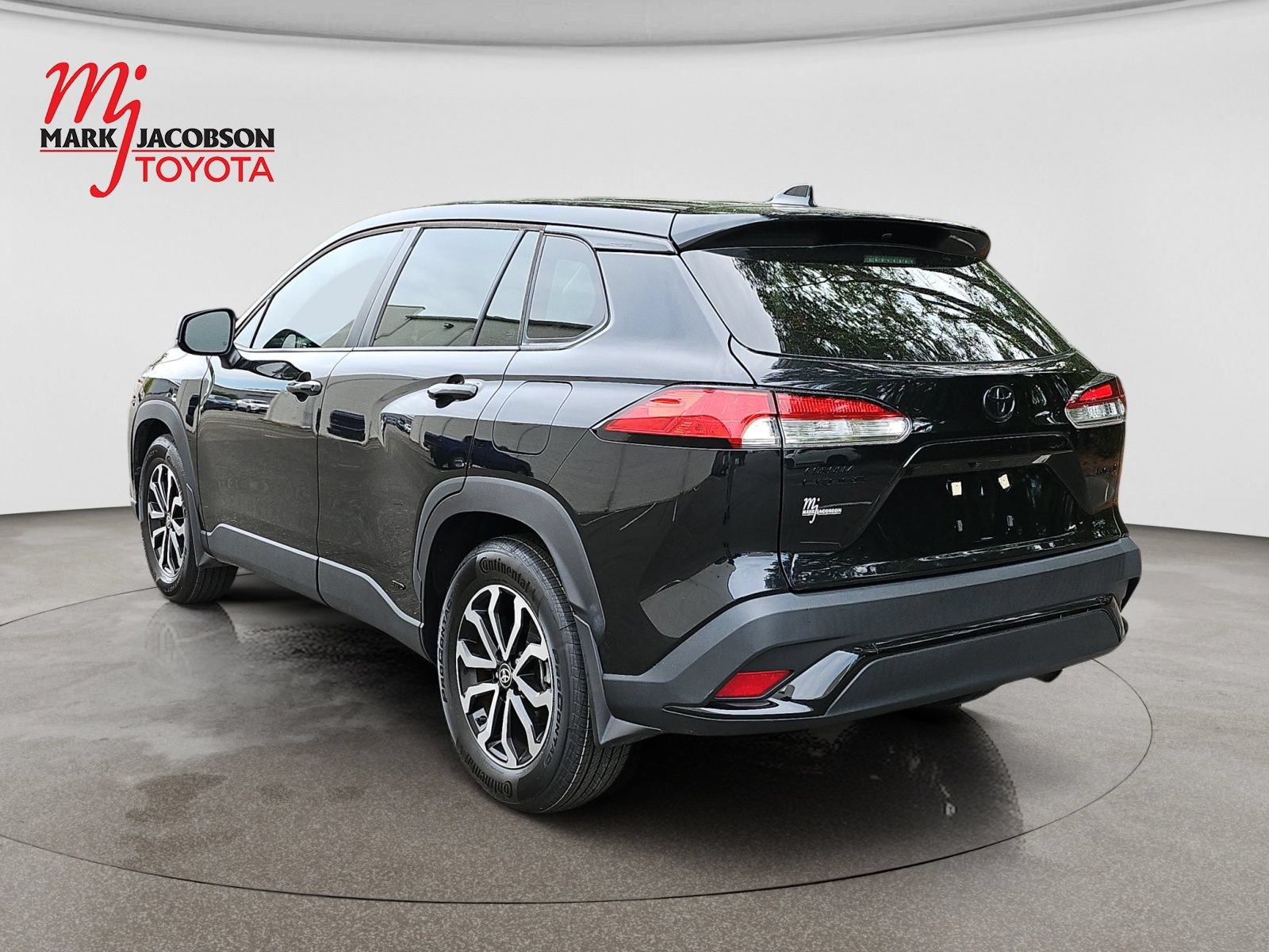 Used 2023 Toyota Corolla Cross AWD Hybrid image 14