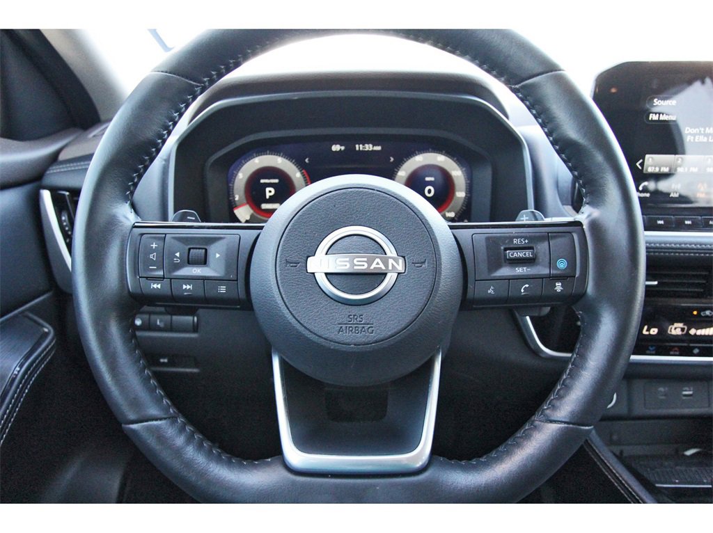 Used 2023 Nissan Rogue Platinum w/ Platinum Premium Package image 9