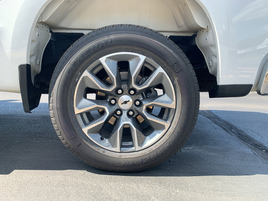 Used 2025 Chevrolet Silverado 1500 LT image 32