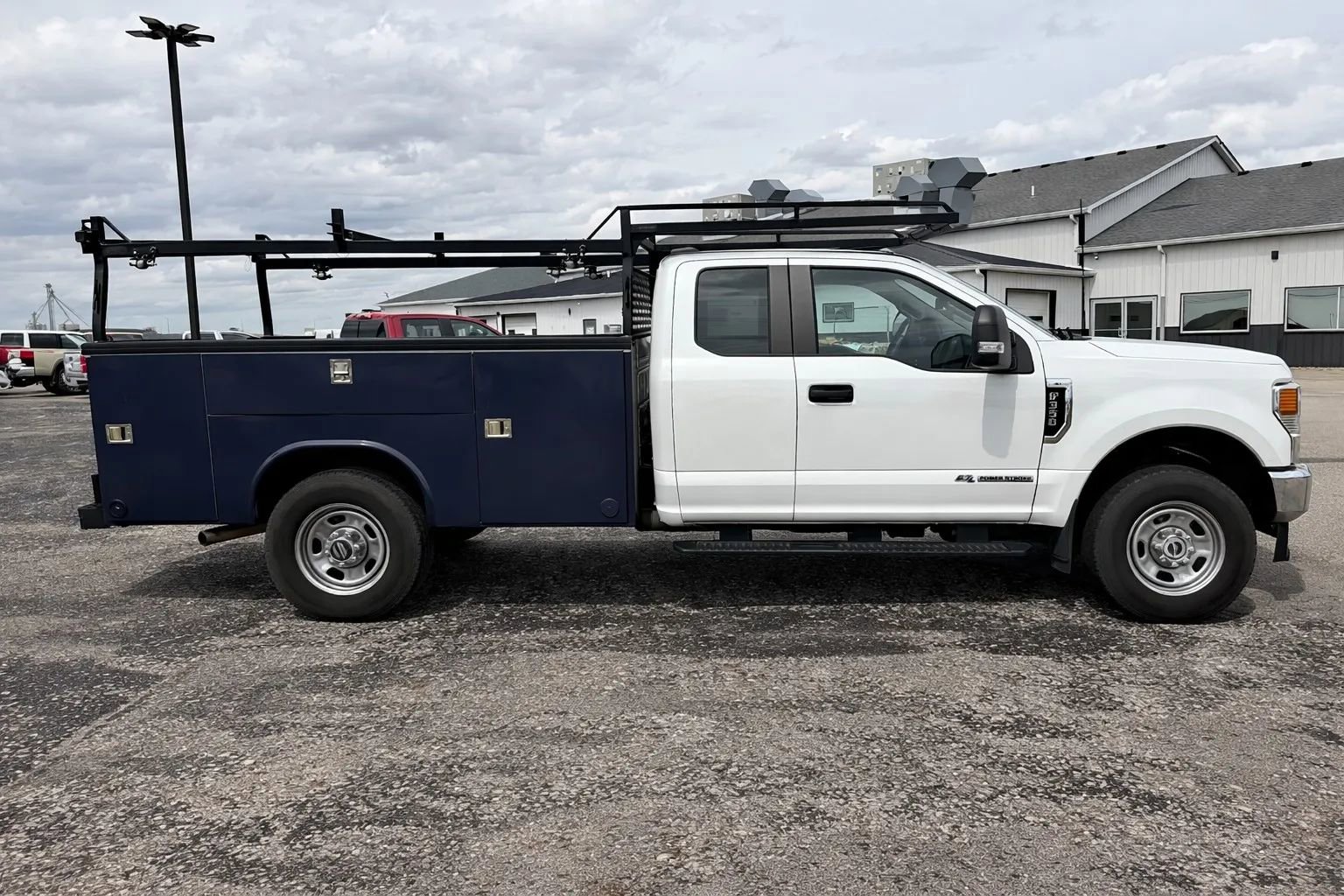 Used 2022 Ford F350 XL w/ Power Equipment Group image 3