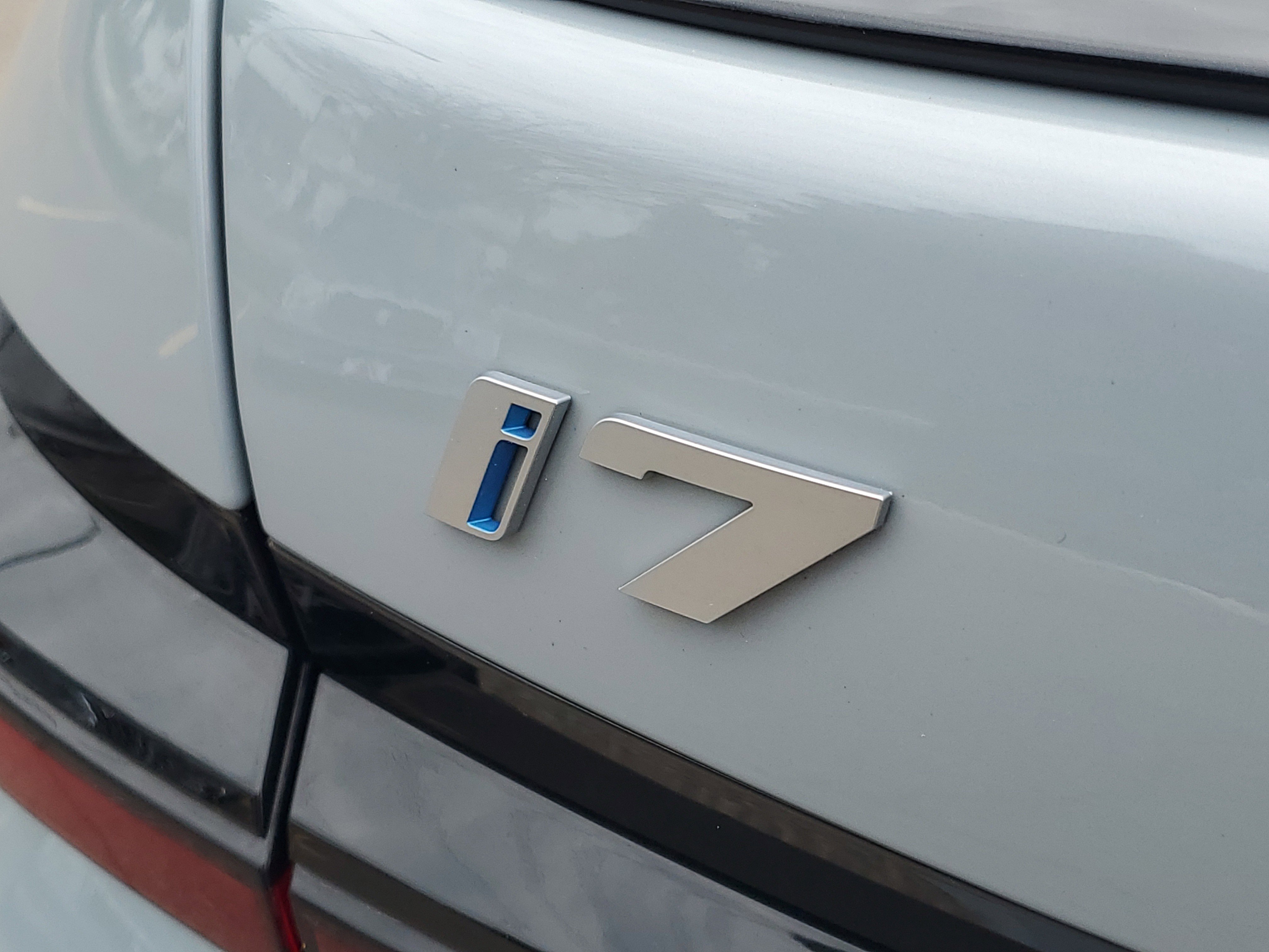Certified 2023 BMW i7 xDrive60 AWD/4WD image 26