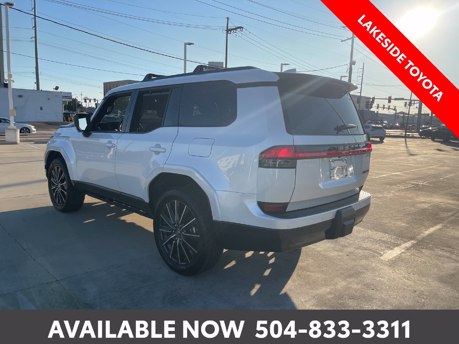 Used 2026 Lexus GX 550 w/ Accessory Package (2T) AWD/4WD image 3