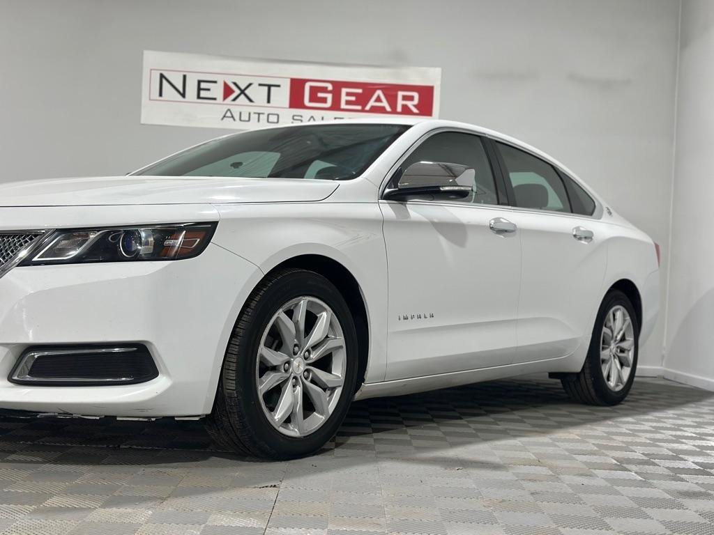 Used 2017 Chevrolet Impala LT FWD image 5