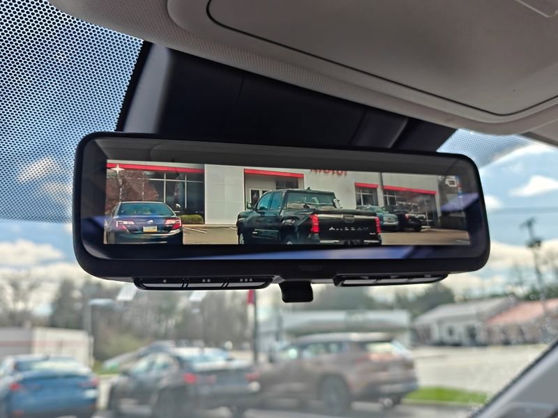 Used 2019 Toyota RAV4 Limited w/ Advanced Technology Package image 24