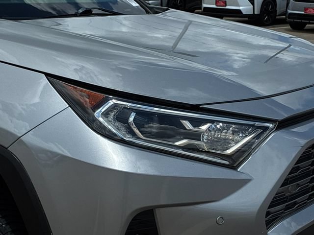 Used 2020 Toyota RAV4 Limited AWD/4WD image 29
