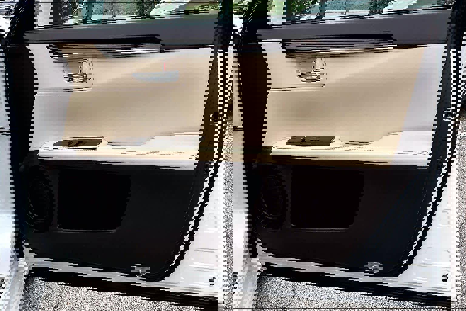 Used 2018 Lexus ES 350 w/ Premier Package image 27