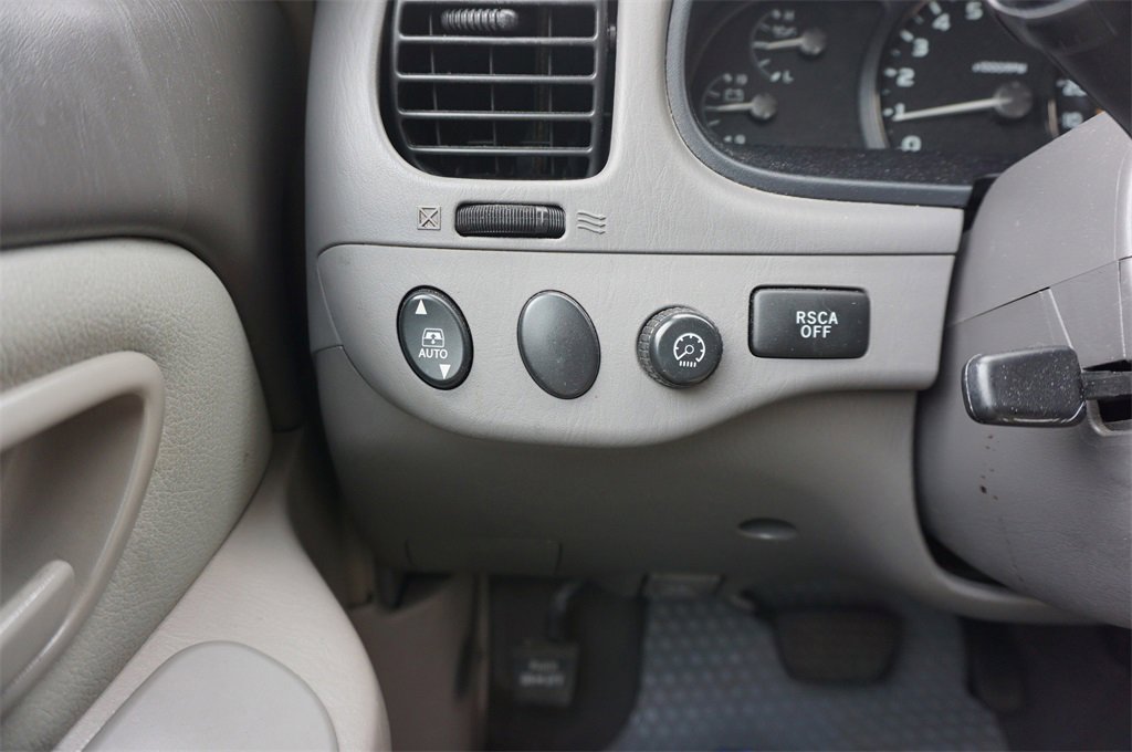 Used 2007 Toyota Sequoia SR5 image 4