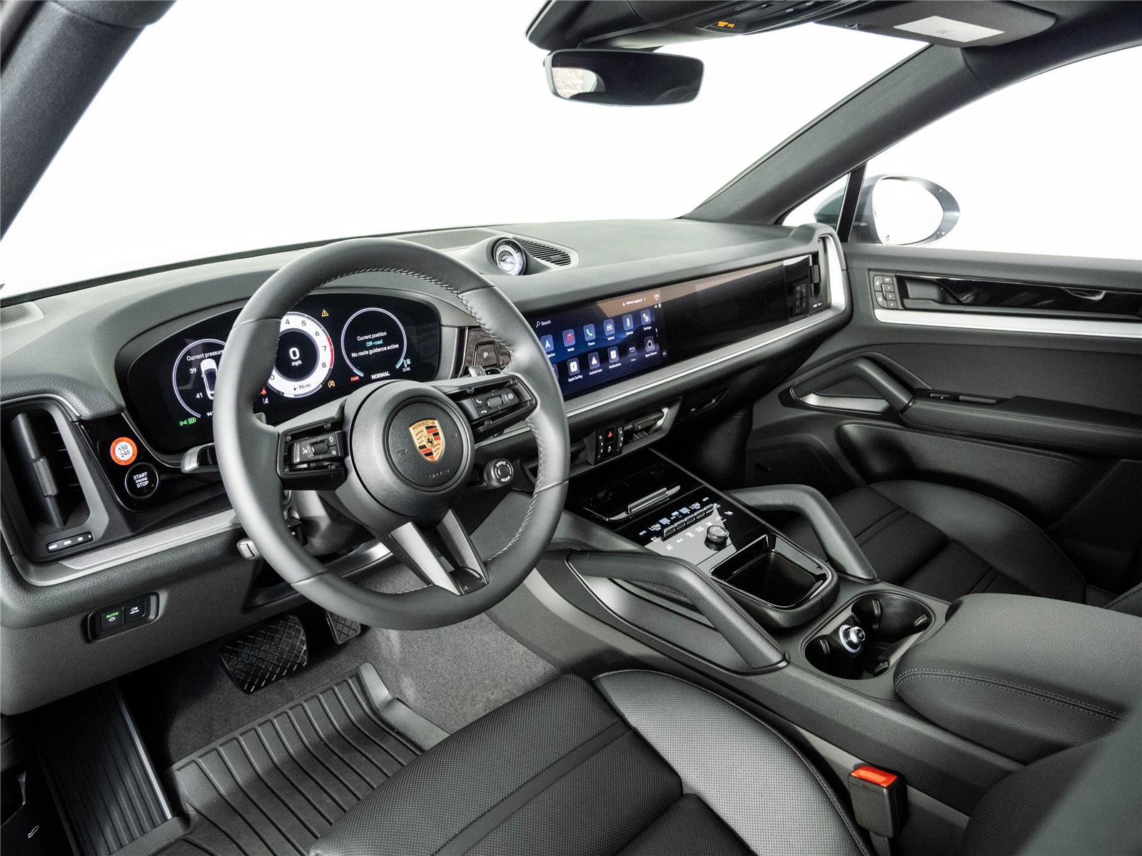 Certified 2026 Porsche Cayenne Coupe AWD/4WD image 4