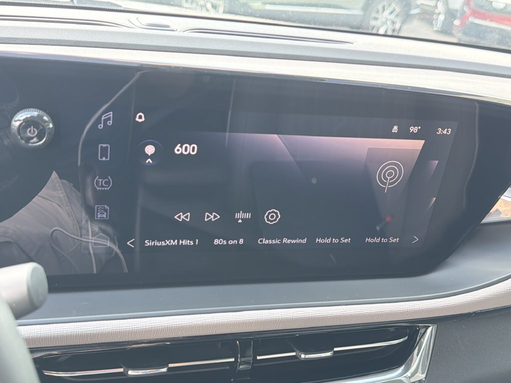 New 2026 Buick Envista Sport Touring FWD image 27